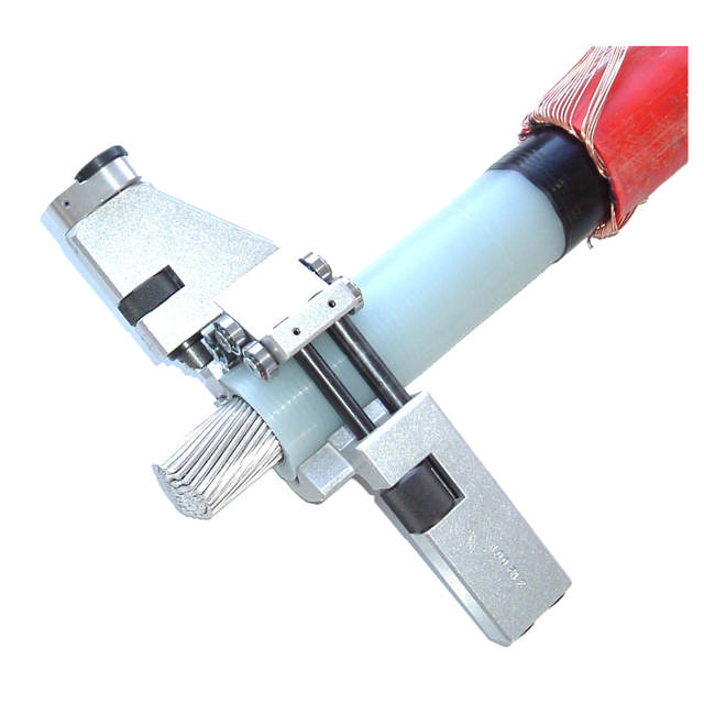 GB-M30 - Coupe-gaine Ø32-70mm