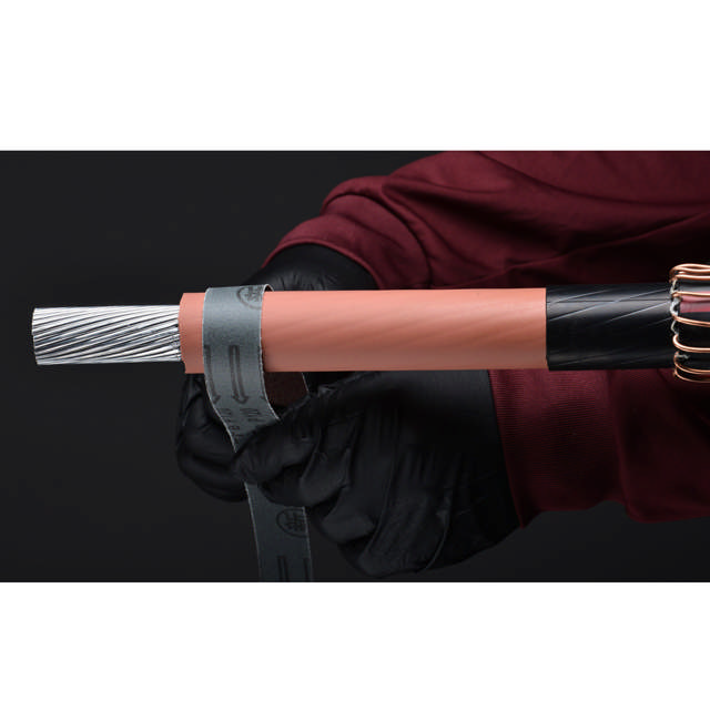 Rouleaux toile abrasive non conductrice